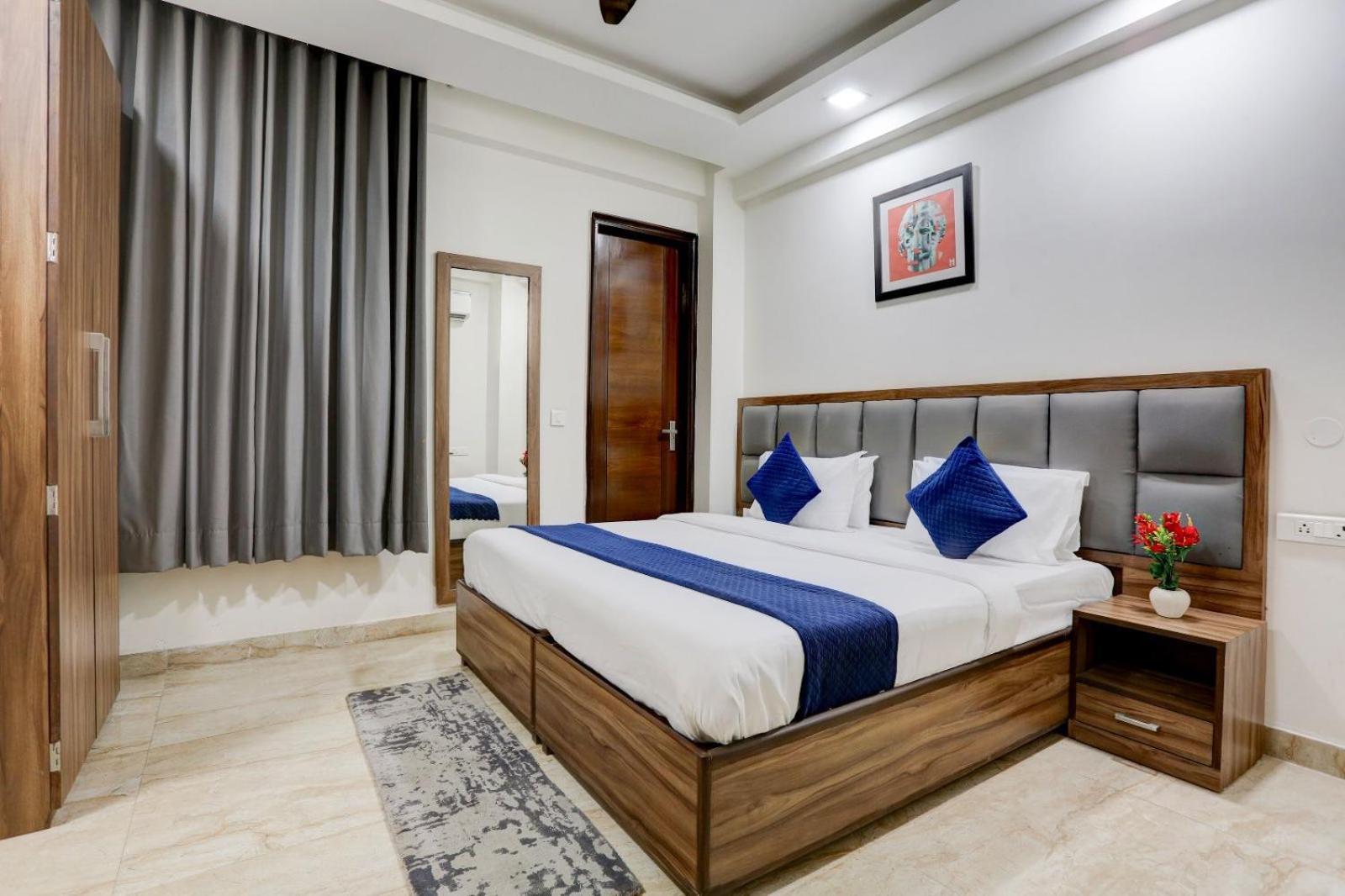 Hotel Greysky Medicity Ґурґаон Екстер'єр фото